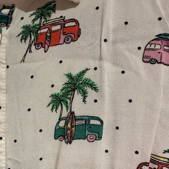 Tu vintage 🌲 🚗 tied top - Picture 2 of 3